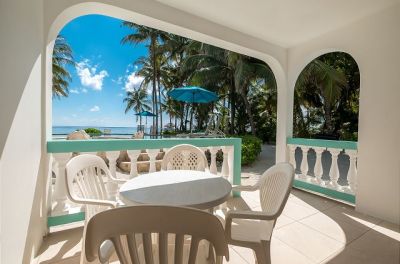 Coral Bay Villas - Pineapple Suite